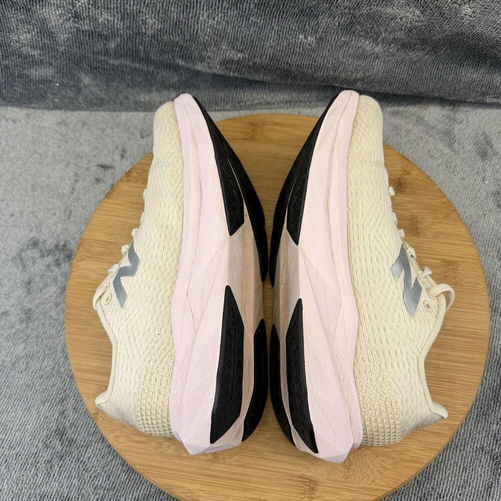New Balance FuelCell Propel V4 Shoes Womens Size 8 Beige Pink Sneakers WFCFPRC6 - Picture 7 of 11